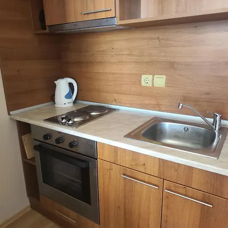 Aparthotel Umi *