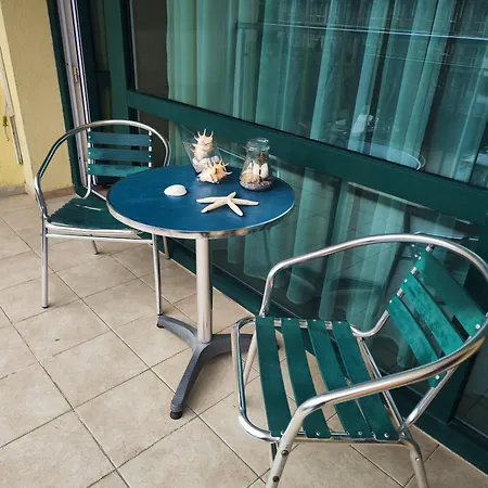 Umi 公寓式酒店 阳光海滩
