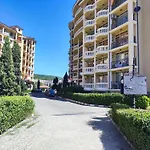 Hotel apartamentowy Umi Słoneczny Brzeg
