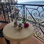 Hotel apartamentowy Umi 3*