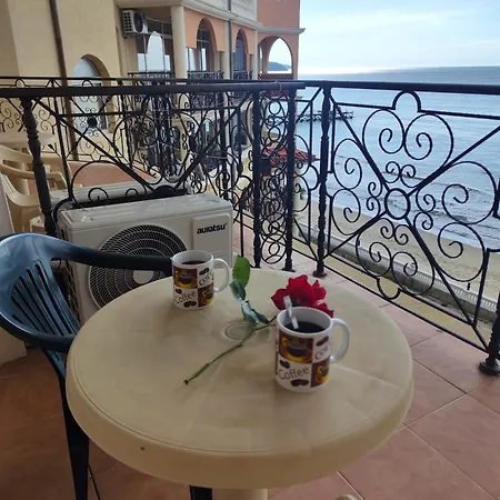 Aparthotel Umi